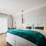 Abbate Boutique 3* אולם